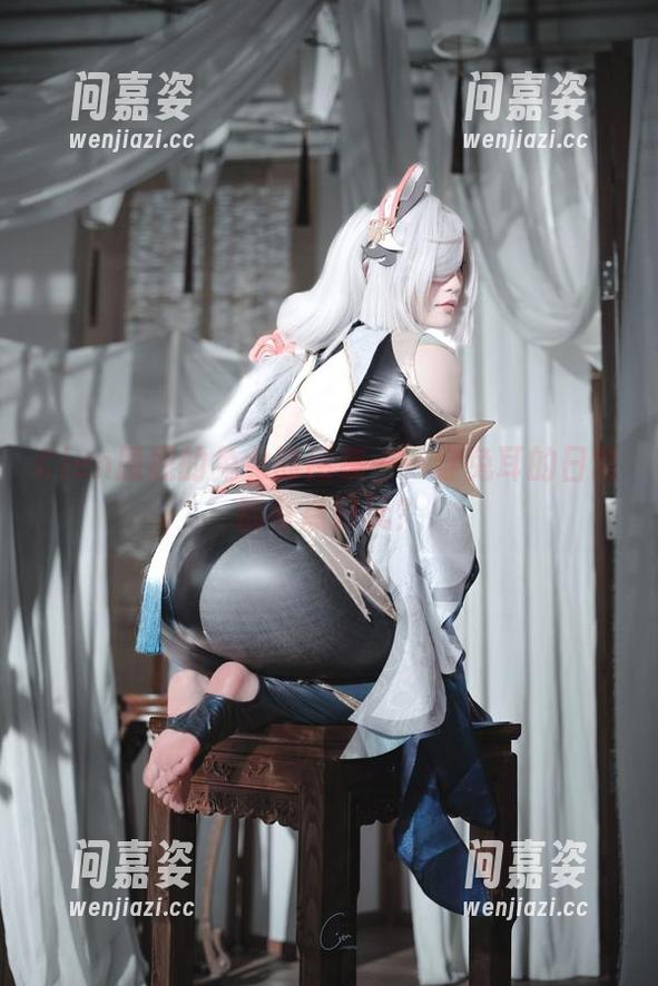 Cien恩恩 Cien恩恩的兔女郎图集——穿兔耳的日常都有点好玩?