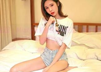 Feilin嗲囡囡 – Misty萌晰的比基尼更新，保证你的下半场随时都能狂欢！