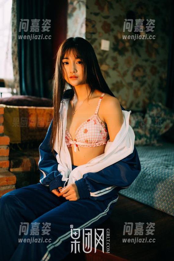 GIRLT果团网 果团网图片:雾蒙蒙的浴室,谁放飞了纸鸢般的幻想?
