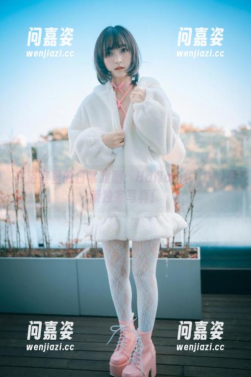 在浴室里的日常戏剧：HaNari(하나리)更新独家写真！