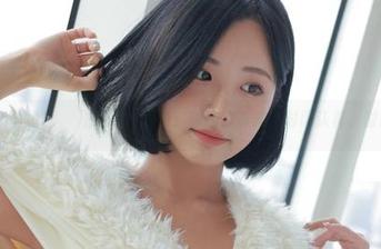 Habin夏彬(하빈)的B&W独白：精选写真集，时而认真，时而不羁