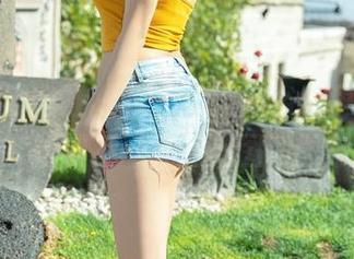 IMiss爱蜜社 – 在石心琪的浴缸里，保证你能找到不一样的美图和图包！