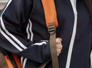 MFStar模范学院 – 谁说泳池只能游泳？Laura苏雨彤的新美图让你有点想跳进去。