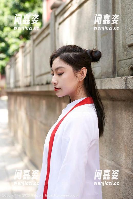 MiiTao蜜桃社-小魔女lily MiiTao蜜桃社 - 千万别错过!小魔女lily的双马尾图册,免费送,不来真亏了!