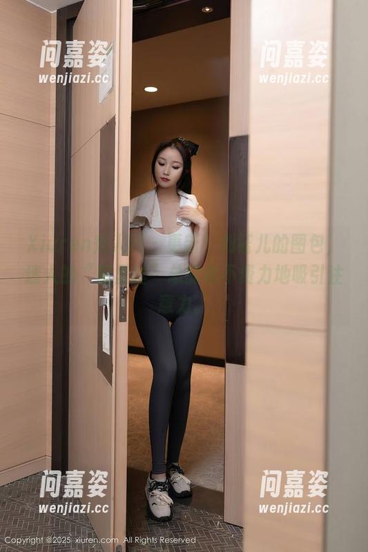 Xiuren秀人网-刘钰儿 Xiuren秀人网 - 更新!刘钰儿的图包,迷人的“裤里丝”总能毫不费力地吸引注意力。