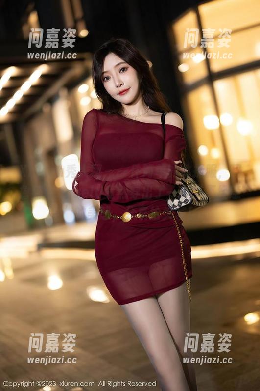 Xiuren秀人网-玛鲁娜Manuela Xiuren秀人网 - 一件简单的体操服,玛鲁娜Manuela竟然穿出了一种“不经意”的美感,分享给大家!