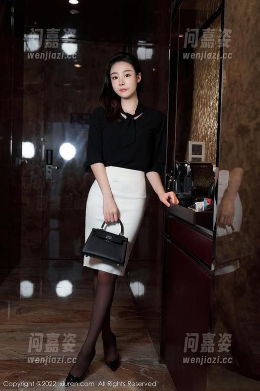 Xiuren秀人网-白白Alina Xiuren秀人网 - 白白Alina在线:黑色图集里的色彩穿越剧,欢迎入场!