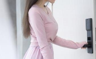 Xiuren秀人网 – 谢小葱全套写真，剧情不按剧本来，反转相当给力！