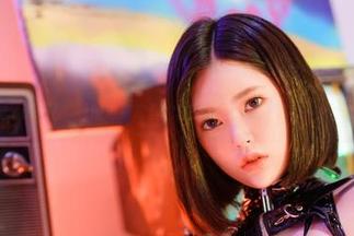精选Yuka(유카)的宅家写真，PEEKCLOUD里的一点小疯狂