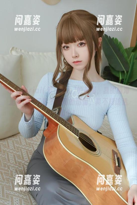 asagiriai(爱ちゃん)的美图，我的脑海里却浮现了好多不同的剧情，真不知该选哪个！