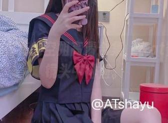 让人心痒痒的空姐高清合集，在at鲨鱼的镜头中徘徊。