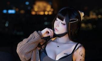 夏日写真，yuuhui玉汇让你不仅要查看壁纸，连帘子也想动动！