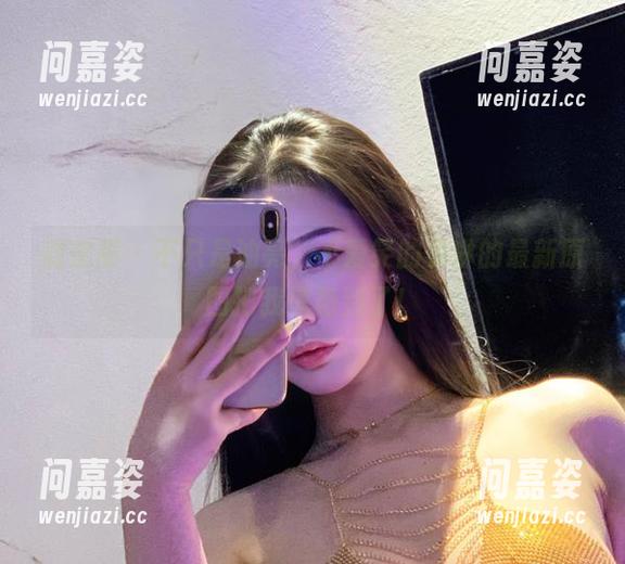 不爱笑的赛琳 微密圈 - 不只是油亮,不爱笑的赛琳的最新原图把我惊艳到了!