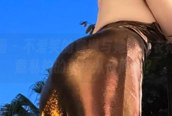 微密圈 – 不爱笑的赛琳与她的连衣裙：随意私拍的灵感从何而来？