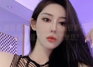 微密圈 – 偷偷看不爱笑的赛琳私拍图集——这种视觉刺激隐藏了多少奇思妙想？
