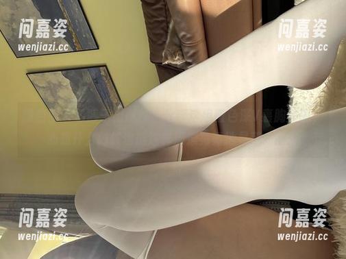 乙醇子 微密圈 - 乙醇子出新作!分享这组蓝色深V裹胸美图,心想什么时候也能这样漂漂亮亮地晃荡一圈?