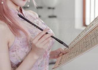 免费试用“仙女月”在喜多川泳装中随便出游，结果我被自己的神颜惊呆了，哈哈。