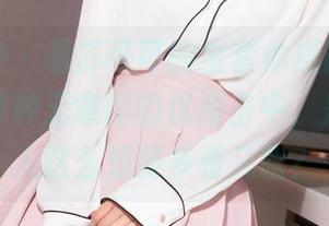 克拉女神 – 看苏可可的全套体操服写真，完全被那种无意间的优雅击中，是什么让人这么想要多看几眼？