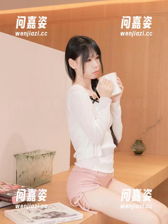 微密圈 - 在线一看十万口草莓粥粥校服，高清画面直击心扉。