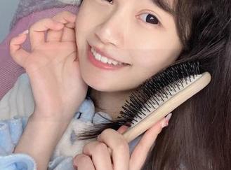 一双网袜，千反田鹿子的写真又让人感叹了什么？