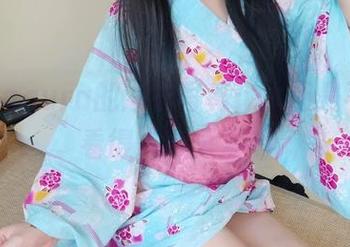 古川kagura的泳衣写真：水还是不水，看得人心里发毛