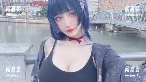 如果啾小妍Deer的泳池图包更新能说话，估计会说“我承受不住”。