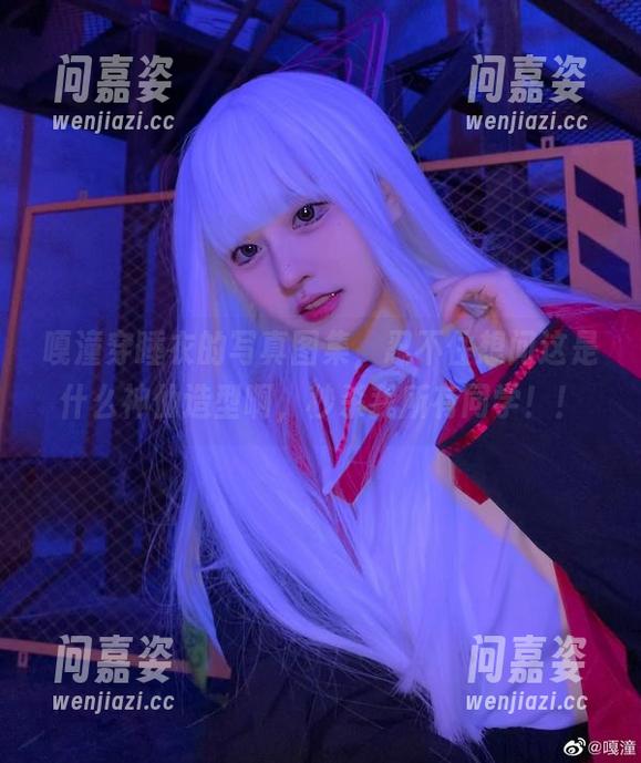 嘎潼穿睡衣的写真图集，忍不住想问这是什么神仙造型啊，秒杀我所有同学！！