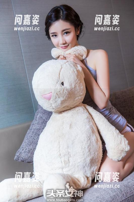头条女神 - 免费写真：李思彤的姐姐，内心毫无波动