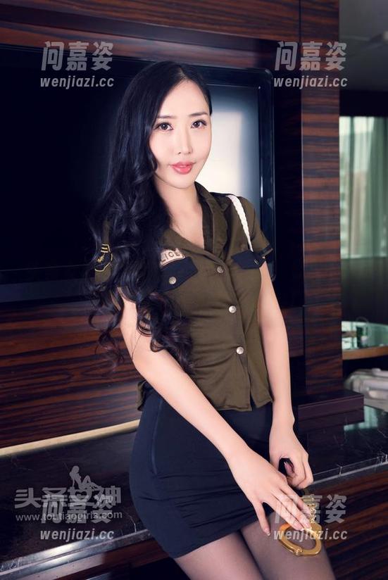 头条女神 - 私房写真里的火儿：姐妹们，女神原来也可以这么可爱！