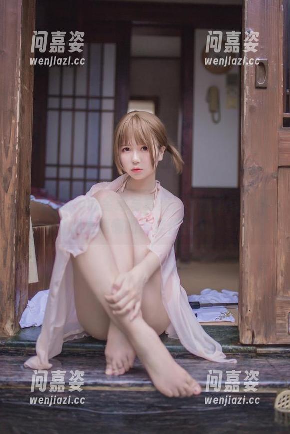 宅夏yoko的金莲写真集，下载了它，你就是慵懒的最佳代言人。