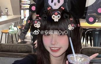 安曜曜的豹纹，是一种态度——cos与写真交织的迷雾中。