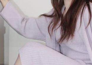 小众视觉 – 从未见过的彤彤！高清写真集《女王》让你目瞪口呆