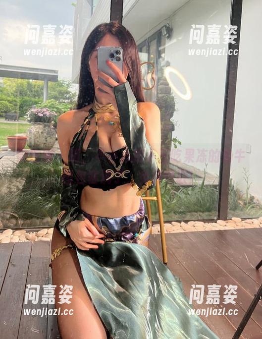 小玉吃果冻 微密圈 - 啊,不小心把小玉吃果冻的奶牛图包塞满了,免费领取!