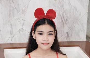 尤物馆 – Kely香香的女仆最新合集，谁会拒绝呢？