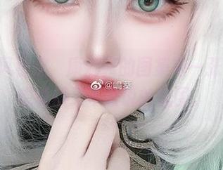 嶋葵画风稳定，康娜酱的图集每一张都有种想说却又不敢说的氛围。