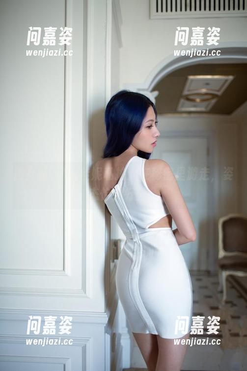推女郎 - Yu佳妮私拍：在秘密里游走，姿态恰到好处。