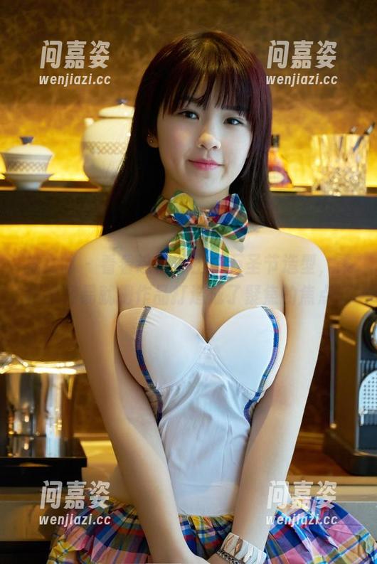 推女郎 - 看看这位博主的万圣节造型，梁棋棋轻易就把作品打造成了聚焦的焦点。