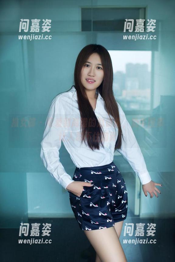 推女郎 - 可爱到离谱的赵惟依，奶牛图集让人忍不住翻阅