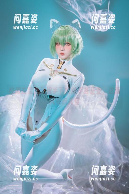 校服在星之迟迟手下变得不务正业，这画风有点儿怪
