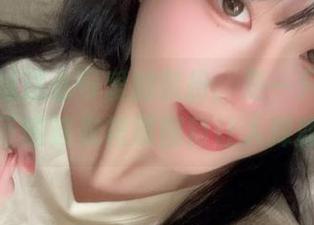 从未见过这么可爱的装扮，是一只废喵了的圣诞连衣裙原图真让人捧腹！