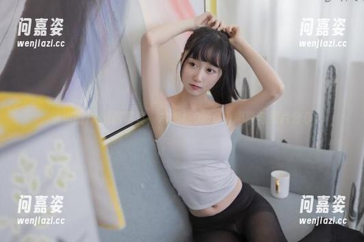溪边的JK制服写真，木棉棉OwO小趣事与照片分享