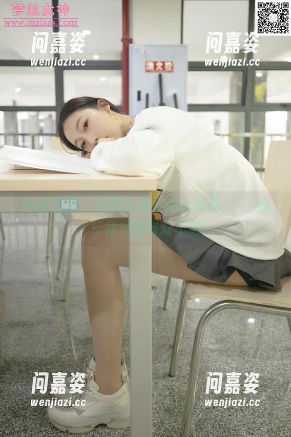 梦丝女神 - 当美人坯子遇上资源，玥玥的长裙穿搭与众不同