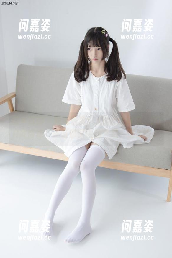 森萝财团-Aika 森萝财团 - 福利在此!Aika的旗袍、80D高筒袜,还有那慵懒的气息,进来吧。