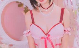 走马观花：沧霁桔梗的高清女友Cos让我眼前一亮。