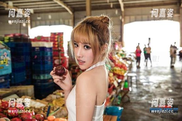 爱丝-佳慧 爱丝 - 快来!佳慧在线分享她的家居大片,美图数不胜数!