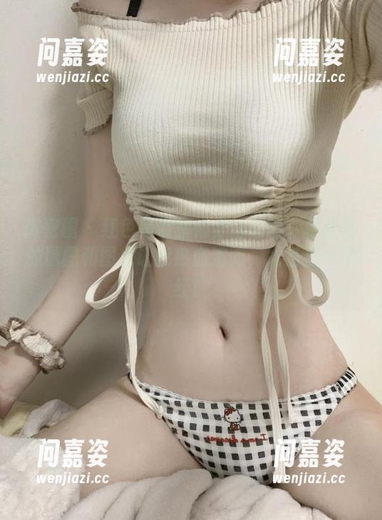 相扑猫 微密圈 - 红色吊带旗袍穿搭指南?相扑猫的原图和图包让我热血沸腾,尤其那一抹红!