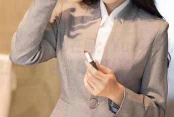 秀人网 – _人人都在问：Yuki鱼儿是不是把护士图包当做摄影秘籍了？_