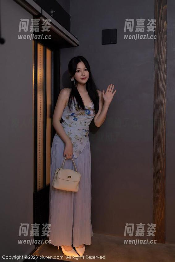秀人网-奈沐子 秀人网 - 被奈沐子的圣诞照偷了心,豪华元旦计划要取消了