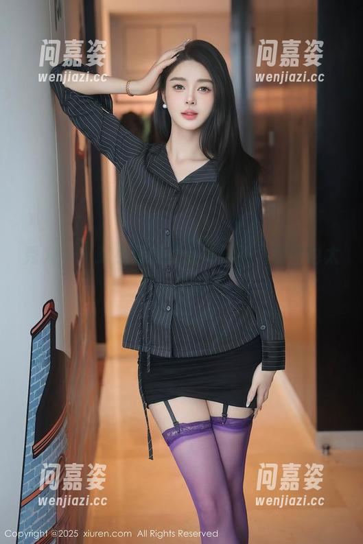 秀人网 - 艾小青的最新体操服，原图也太戳心了吧？