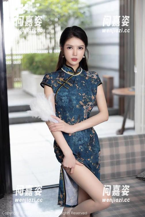 秀人网-蓝夏Akasha 秀人网 - 从蓝夏Akasha的“女王”写真中,我悟到了什么叫霸气侧漏。